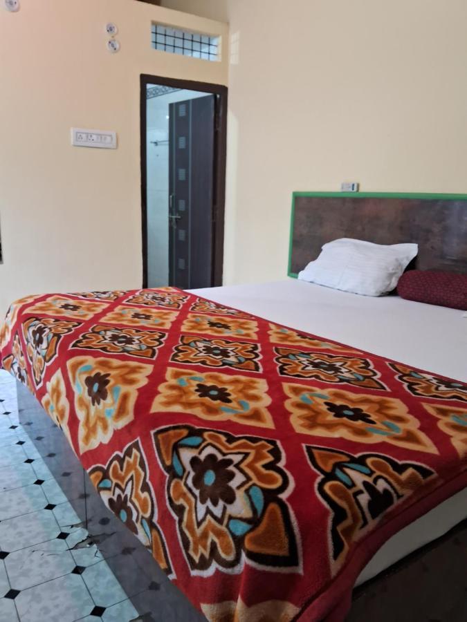 Blue Sky Homestay Khajurāho Exterior foto